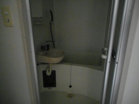 バス・シャワールーム　他号室のお写真です