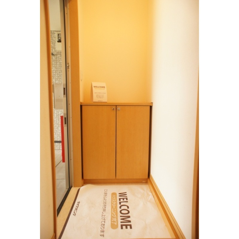 玄関　図面と現状に相違がある場合には現状を優先