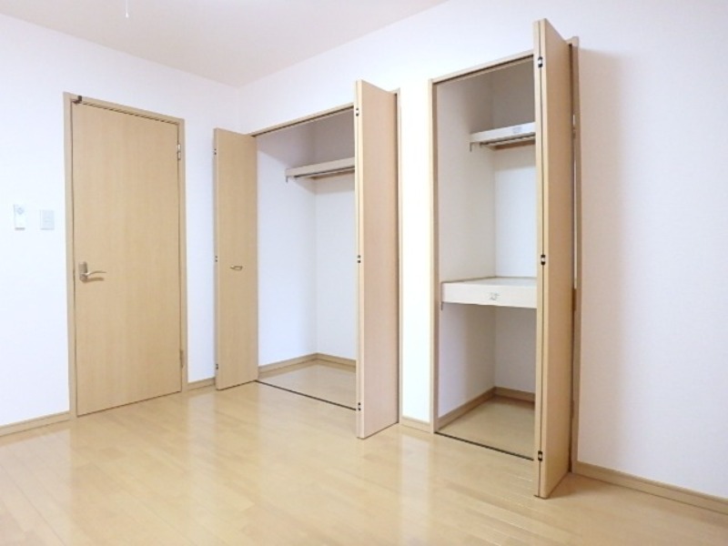 収納　図面と現状に相違がある場合には現状を優先