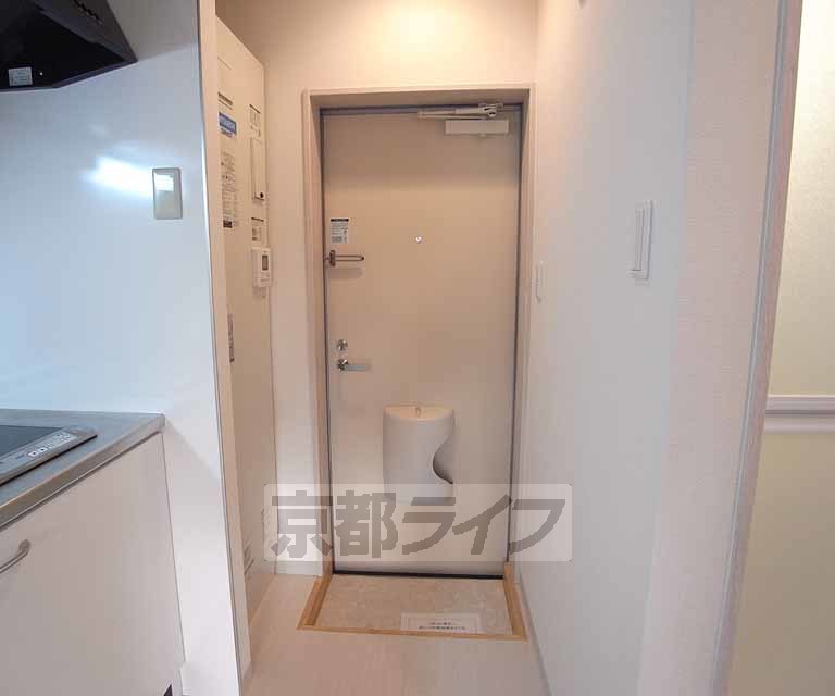 玄関　完全リノベーション