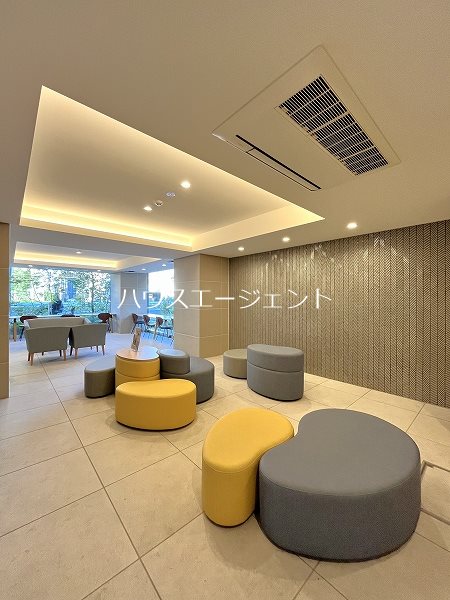 ロビー　1Fコミュニティルーム
