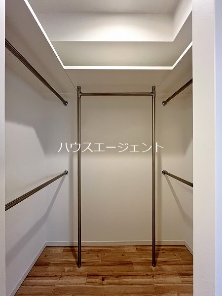 収納　ウォークインクローゼットも広いです