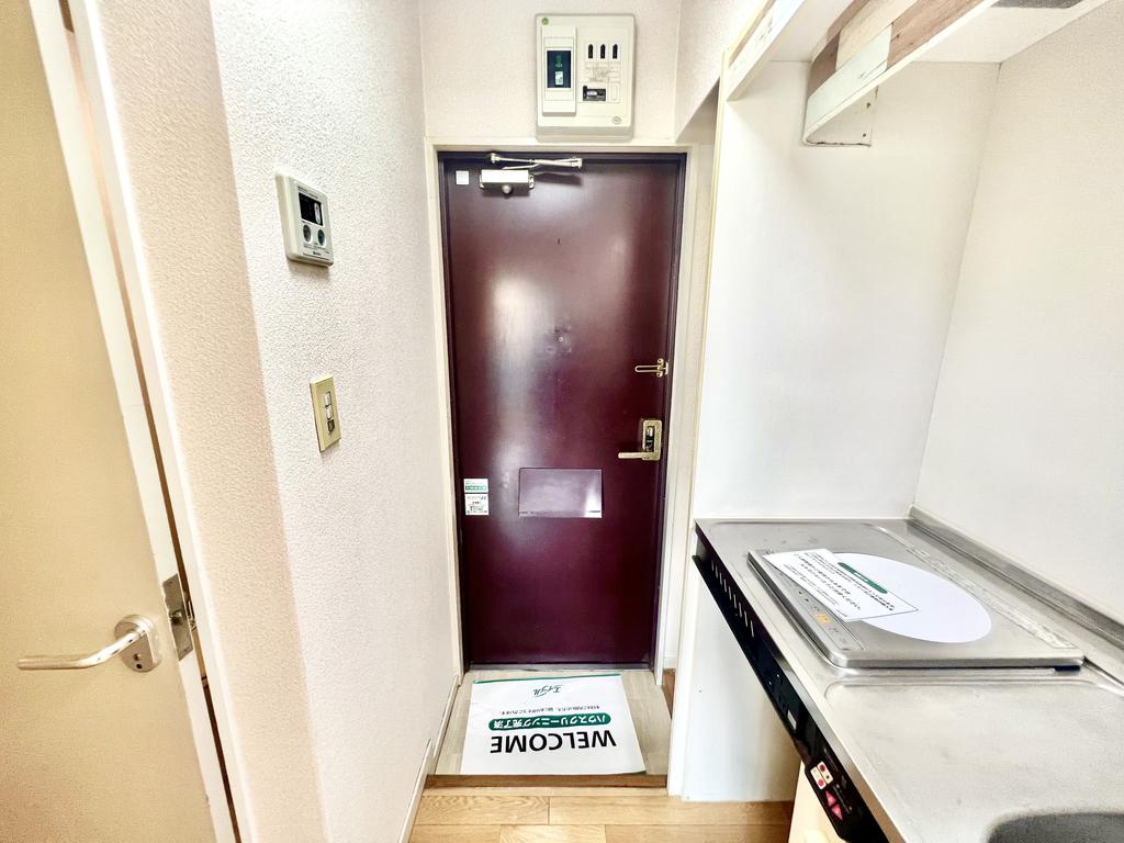 玄関　※同物件別号室の写真