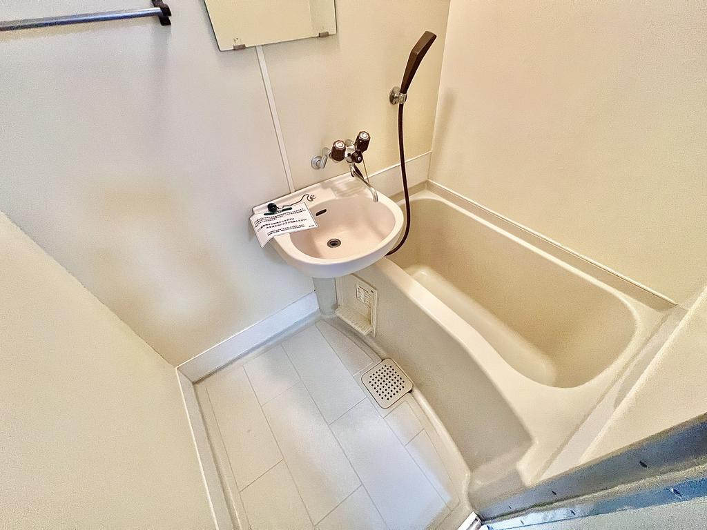 バス・シャワールーム　※同物件別号室の写真