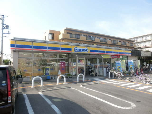 コンビニ　ミニストップ市川田尻３丁目店（コンビニ）まで334m