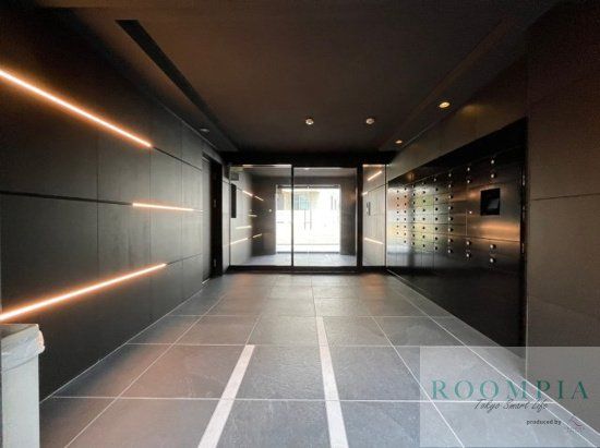 エントランス　エントランス