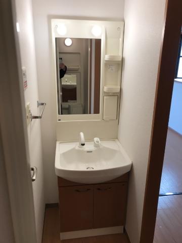 洗面設備　洗髪洗面化粧台