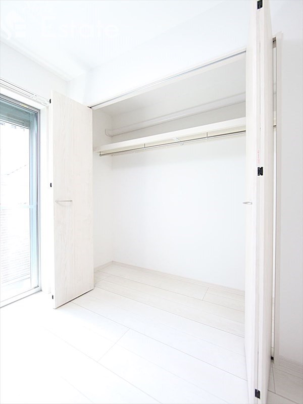 収納　クローゼット