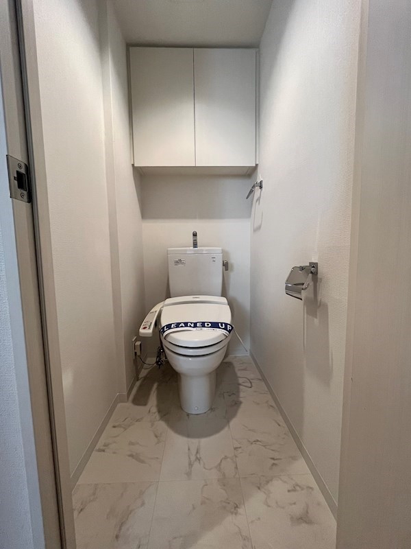 トイレ　清潔感のあるトイレです