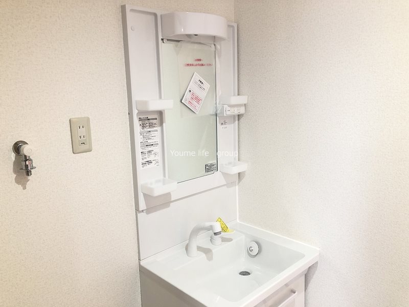 洗面設備　※同リノベーションの別部屋写真