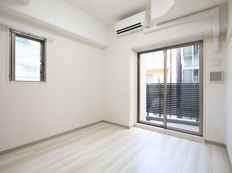 居室・リビング　画像は、同型タイプの為、現状を優先いたします。