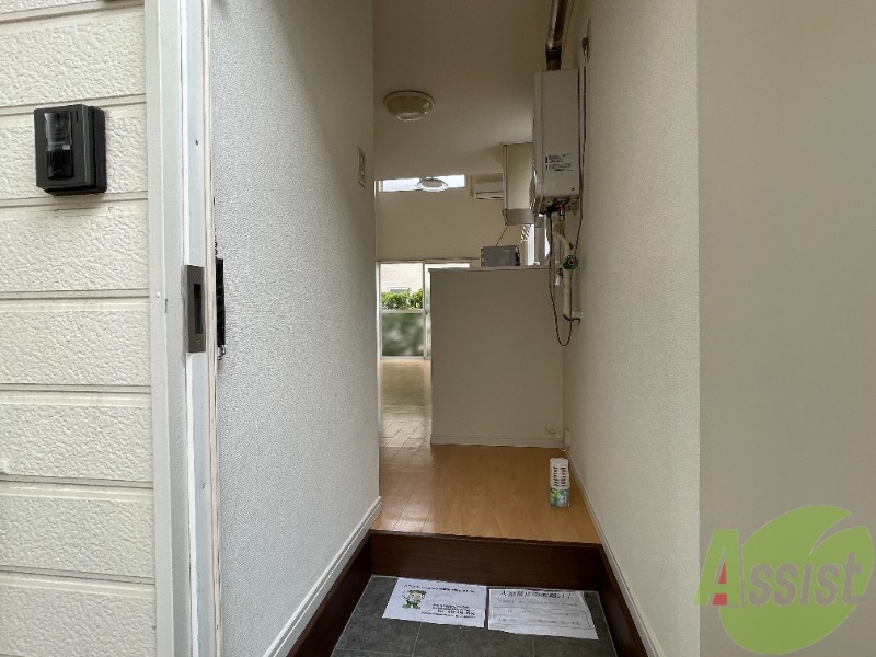 玄関　こちらは、玄関からの目線になりますよー。