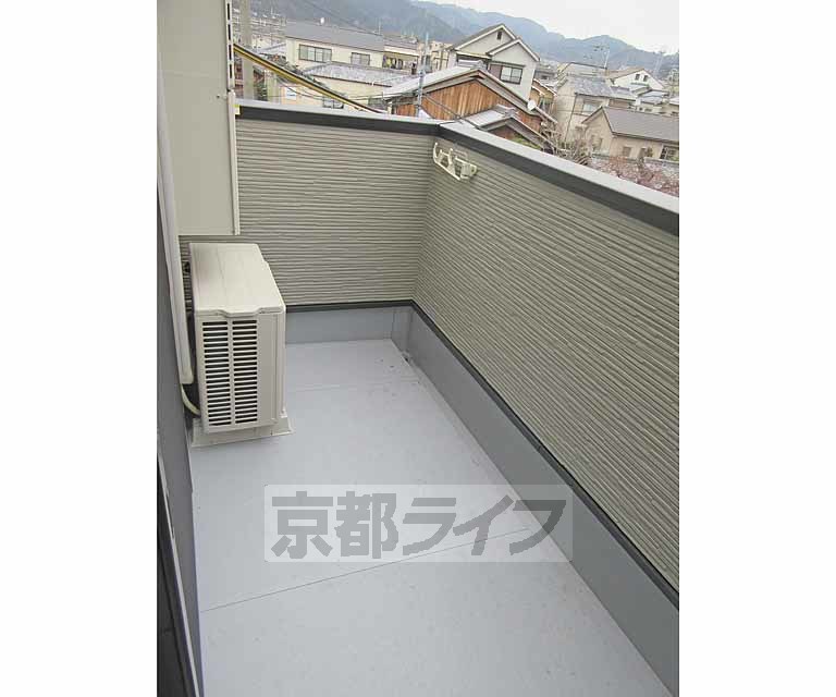 バルコニー　とっても広いバルコニーですね～