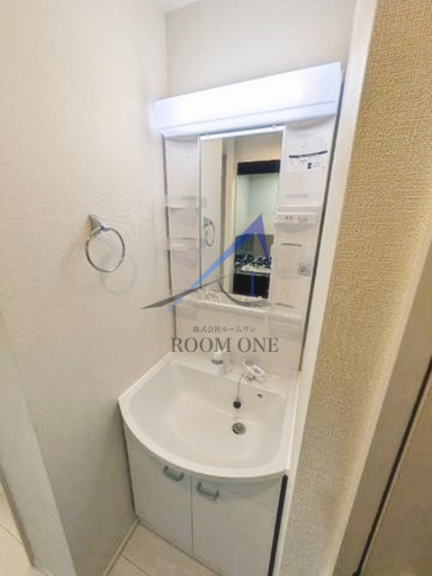 洗面設備　洗面台です。