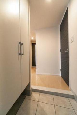 玄関　落ち着いた玄関です