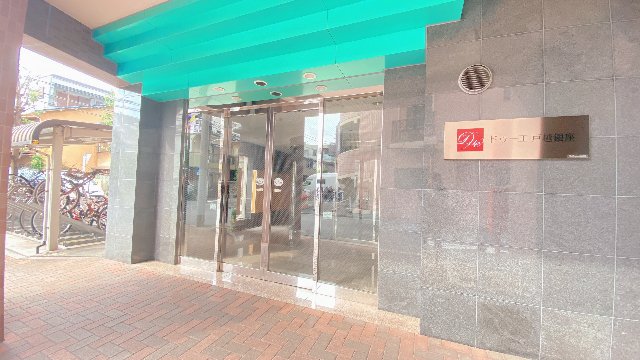 エントランス　建物の内部です