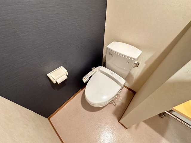 トイレ　別部屋参考写真です