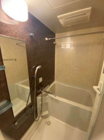 バス・シャワールーム　風呂