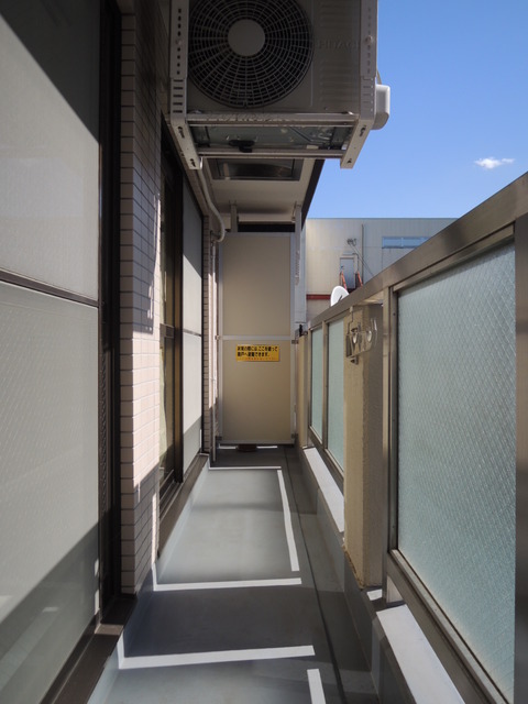 バルコニー　バルコニー