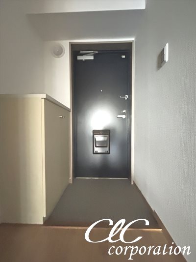 玄関　※参考写真