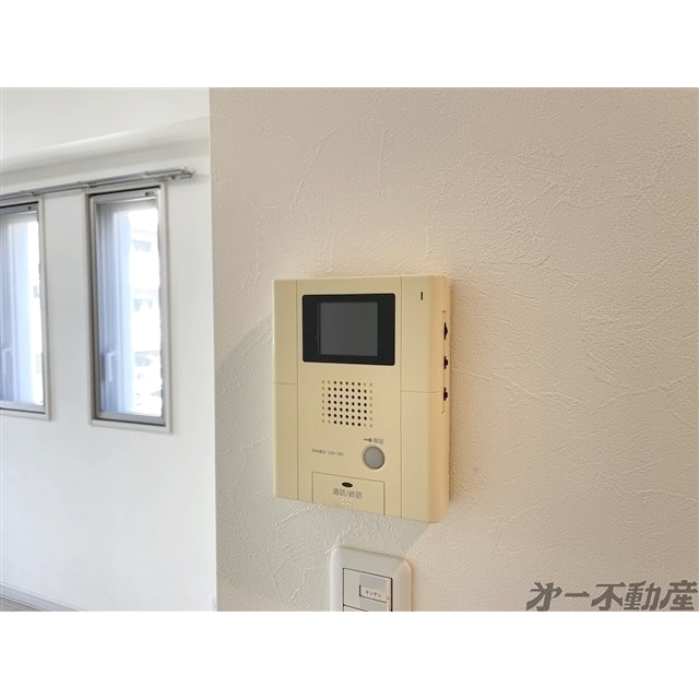 セキュリティ　モニター付インターホン