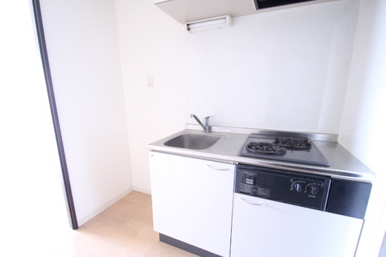 キッチン　※別部屋の写真です