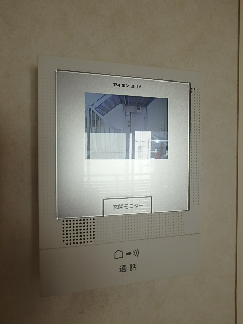 セキュリティ　来客時は、こちらで確認を。