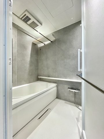 バス・シャワールーム　建築中の為、イメージ写真となります。