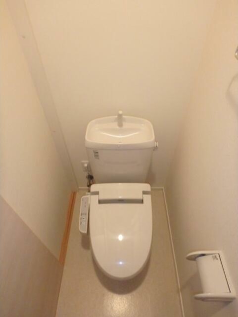 トイレ　シャワートイレ