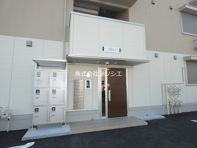 エントランス　オートロック・集合ポスト・宅配ボックス