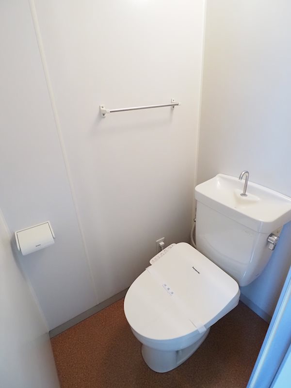 トイレ　ウォシュレット