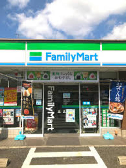 コンビニ　ファミリーマート和泉伯太町店（コンビニ）まで527m