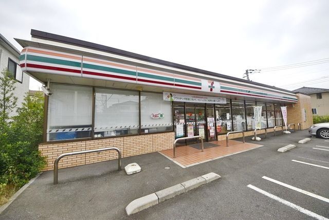 コンビニ　セブンイレブン草加清門南店（コンビニ）まで382m