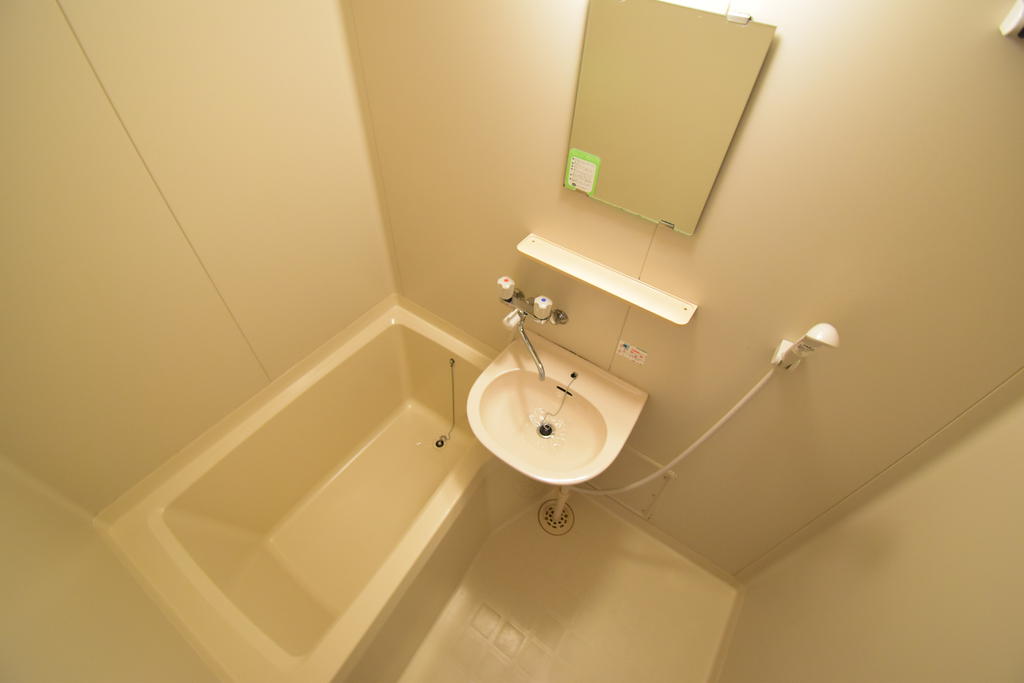 バス・シャワールーム　同仕様写真