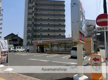 コンビニ　セブンイレブン熊本迎町１丁目店（コンビニ）まで210m