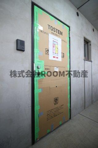 玄関　収納もある玄関です