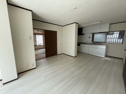 居室・リビング　リビングダイニング別角度　※前回募集時／2023年9月の写真