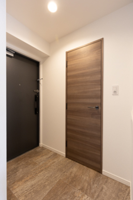 玄関　※写真は同タイプ住戸です。