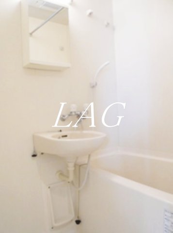 バス・シャワールーム　お風呂です。