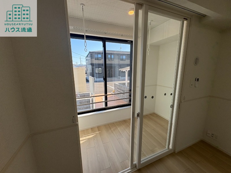 バルコニー　サンルーム