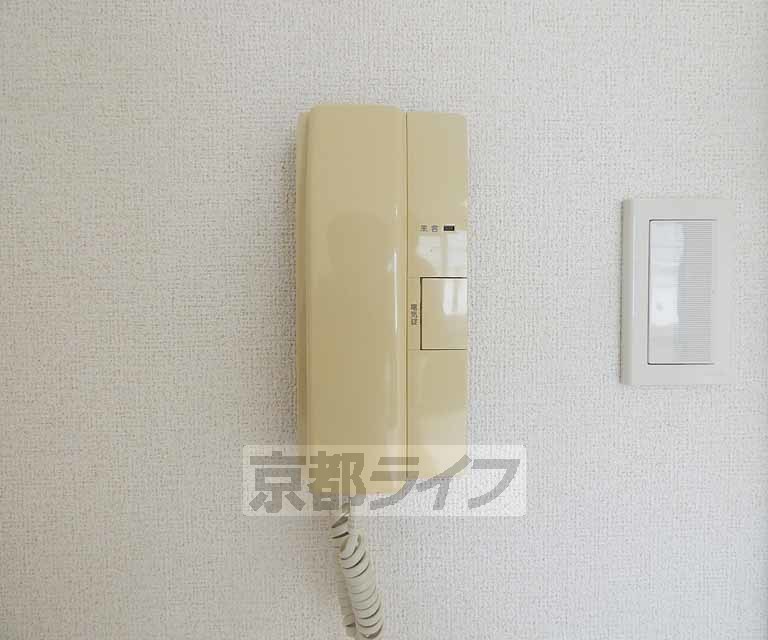 セキュリティ　来客の確認ができます。