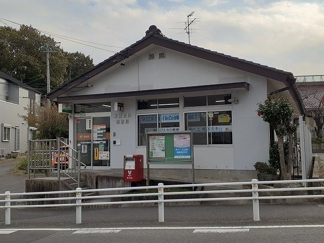 郵便局　森岡郵便局（郵便局）まで137m