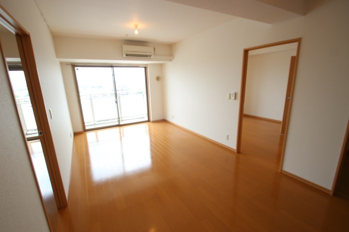 居室・リビング　リビング11帖