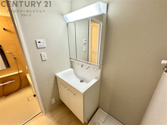 洗面設備　洗面所内に洗濯機置場あり☆