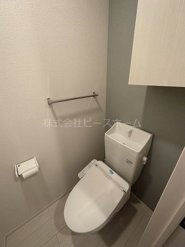 トイレ　※別号室参考写真