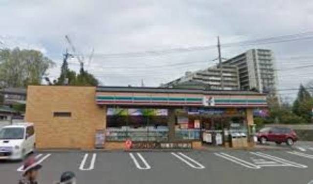 コンビニ　セブンイレブン相模原六地蔵店（コンビニ）まで636m