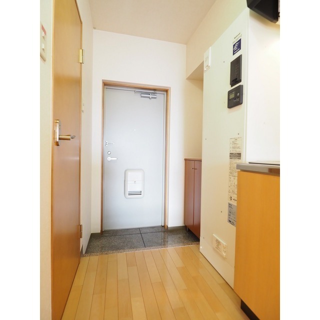 玄関　他号室参照。現況優先。