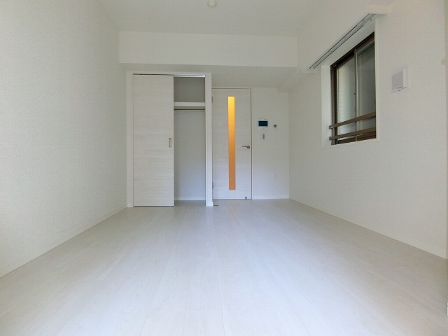 居室・リビング　★７．２帖の洋室★