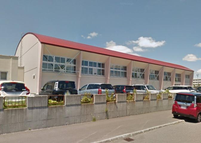 小学校　新川小（小学校）まで539m