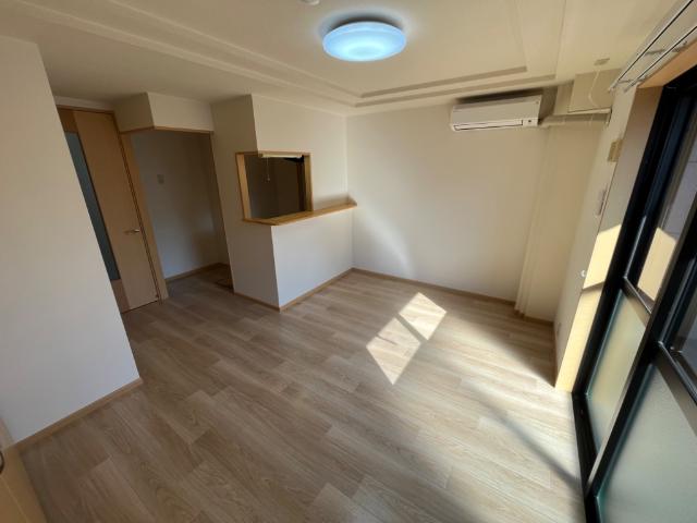 居室・リビング　リビング